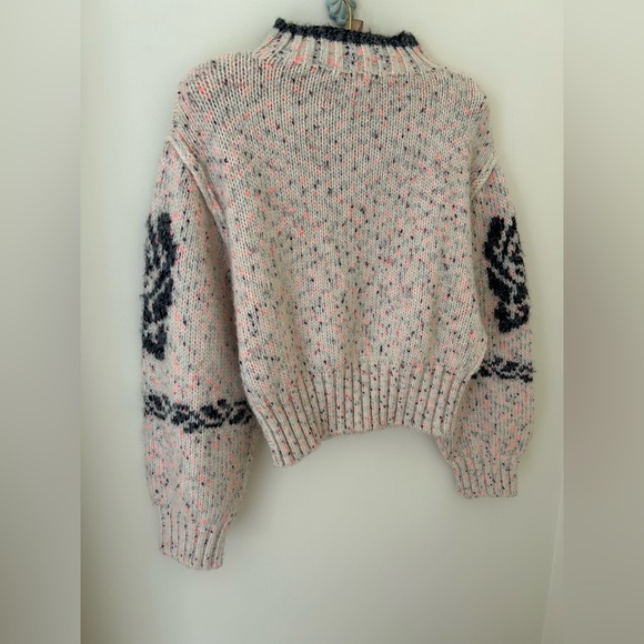 Urban Outfitters “Noelle” Embroidered Rose Knit Mock Neck Sweater 
Size: S
EUC - Picture 9 of 14
